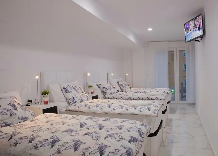 Camino De Finisterre 호스텔 마자리코스